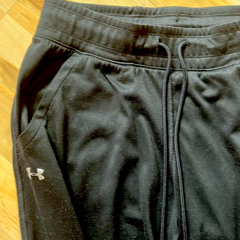 UNDER ARMOUR Capri loose jogger pants